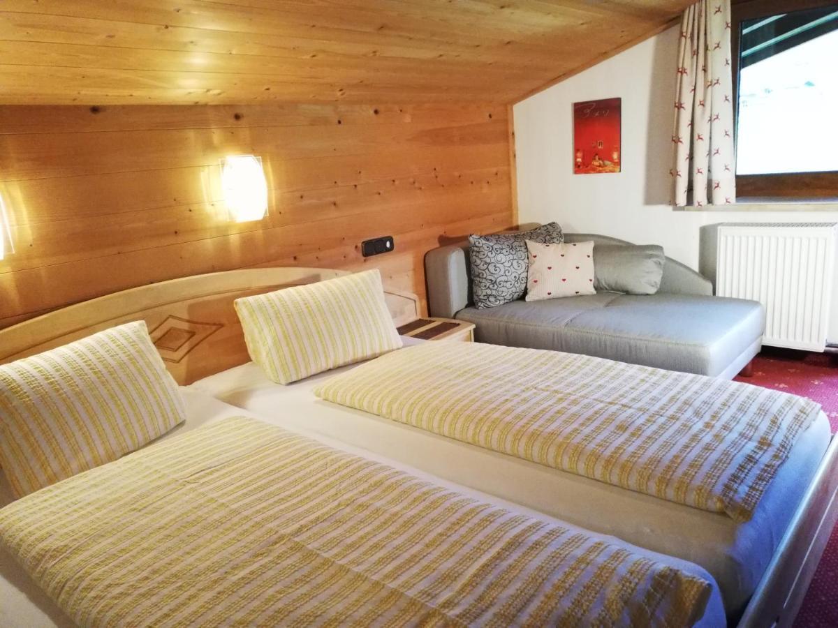 Gastehaus Midi Hotell Reith im Alpbachtal Exteriör bild